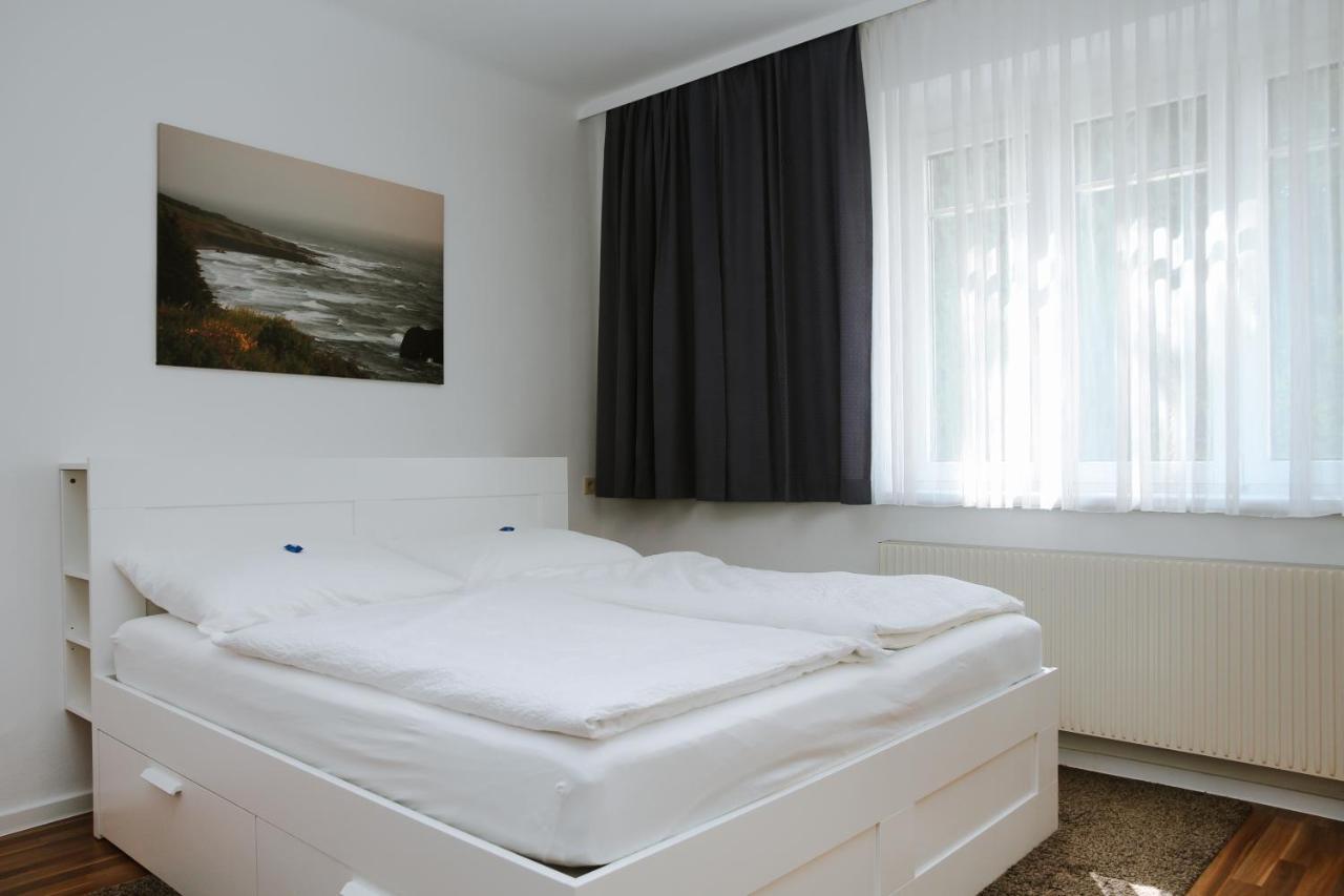 Ferienwohnung In Der Fussgaengerzone Gartenblick - Studio Apartment Eisenstadt Eksteriør bilde